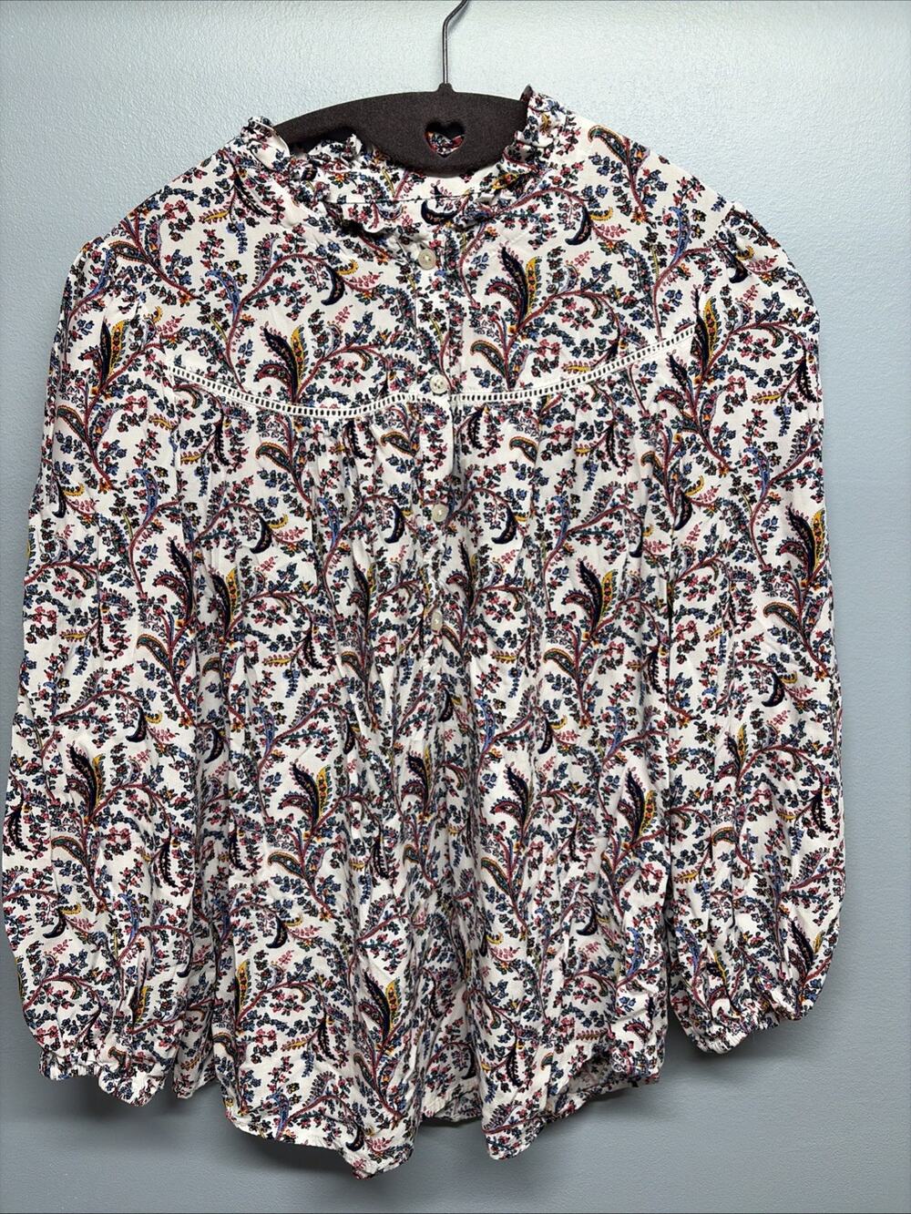 Untuckit Top Women’s Sz XS Artsy Floral Paisley 3/4 Sleeve Annika Henley Blousy